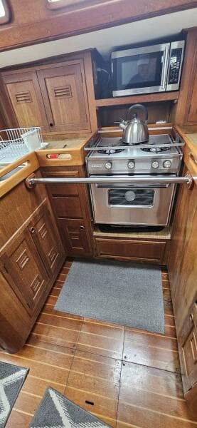 1983 Cheoy Lee Pedrick 41