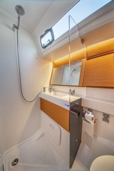 2023 Jeanneau Sun Odyssey 410