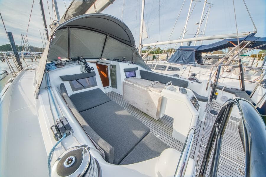 2023 Jeanneau Sun Odyssey 410