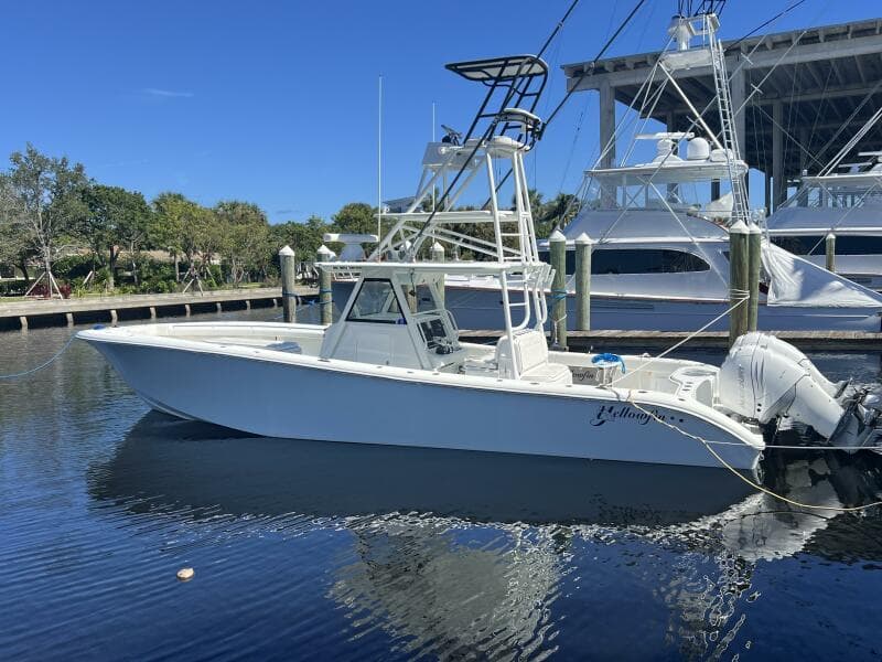 2017 Yellowfin 39' Center Console