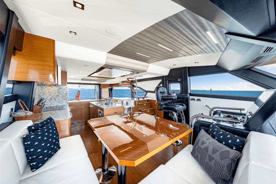 2018 Ocean Alexander 70E