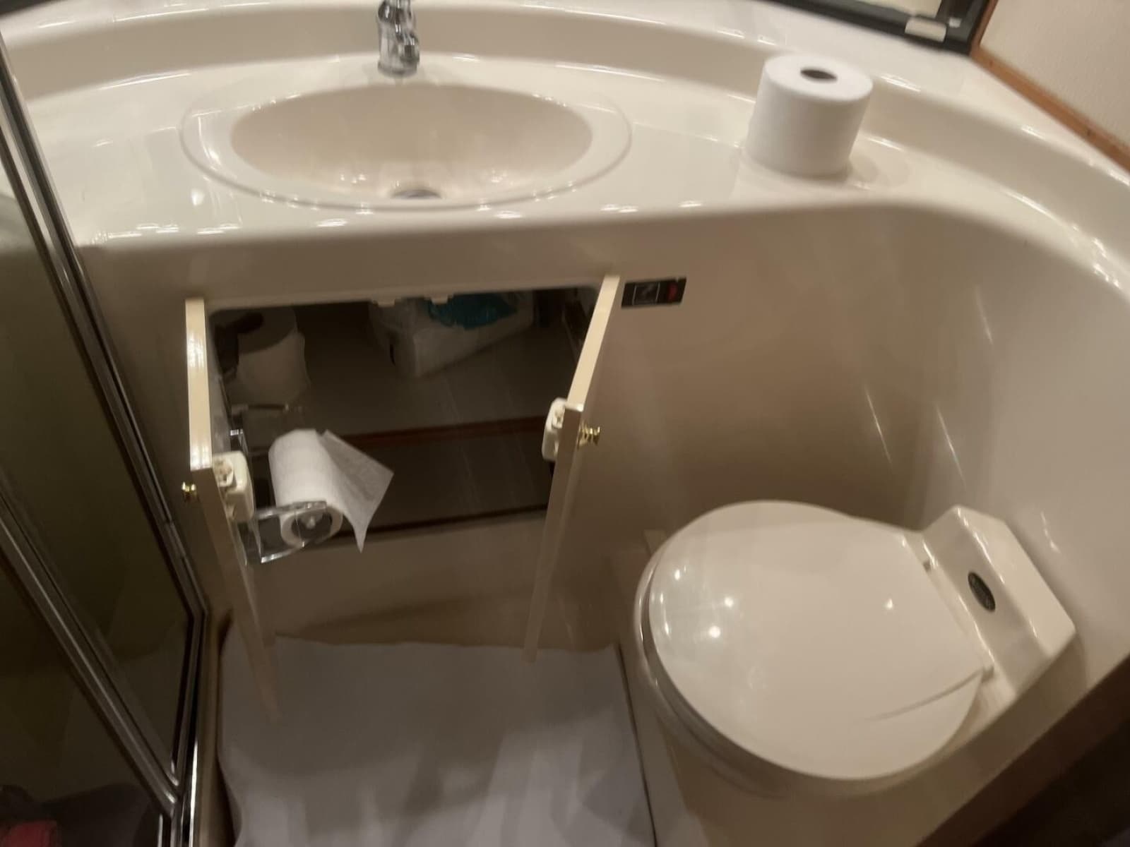 2000 Bayliner 4788 Pilot House Motoryacht - Photo 27