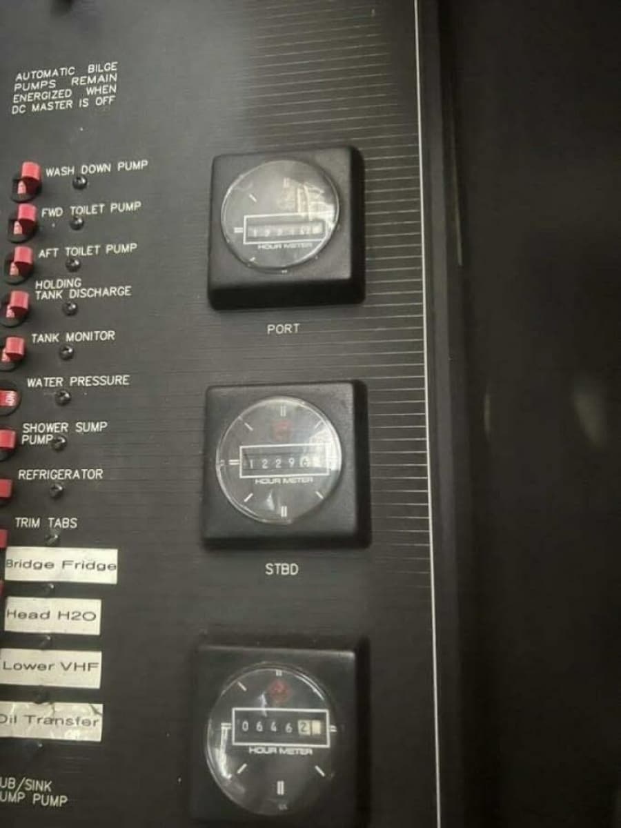 2000 Bayliner 4788 Pilot House Motoryacht - Photo 18