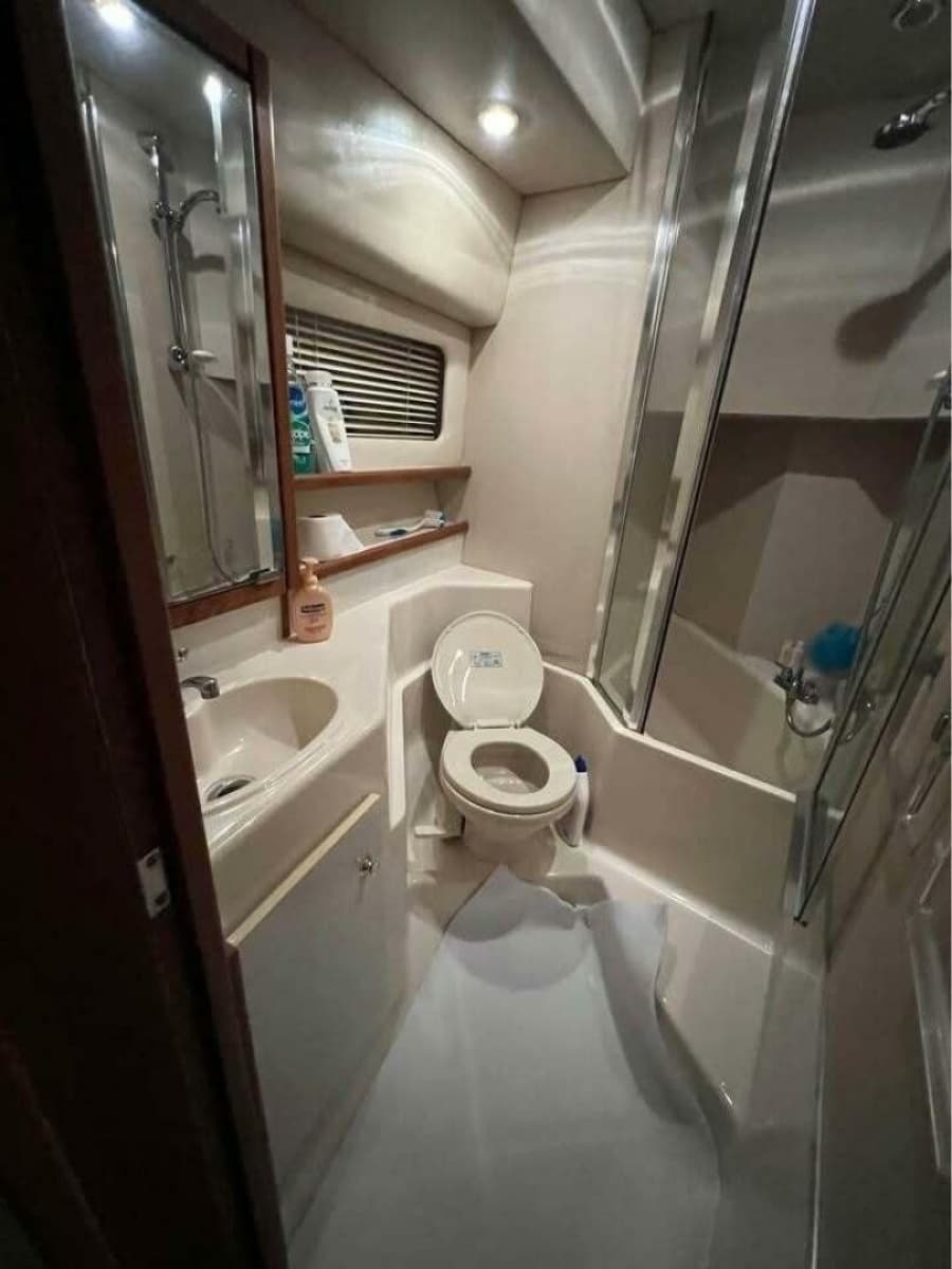 2000 Bayliner 4788 Pilot House Motoryacht - Photo 19