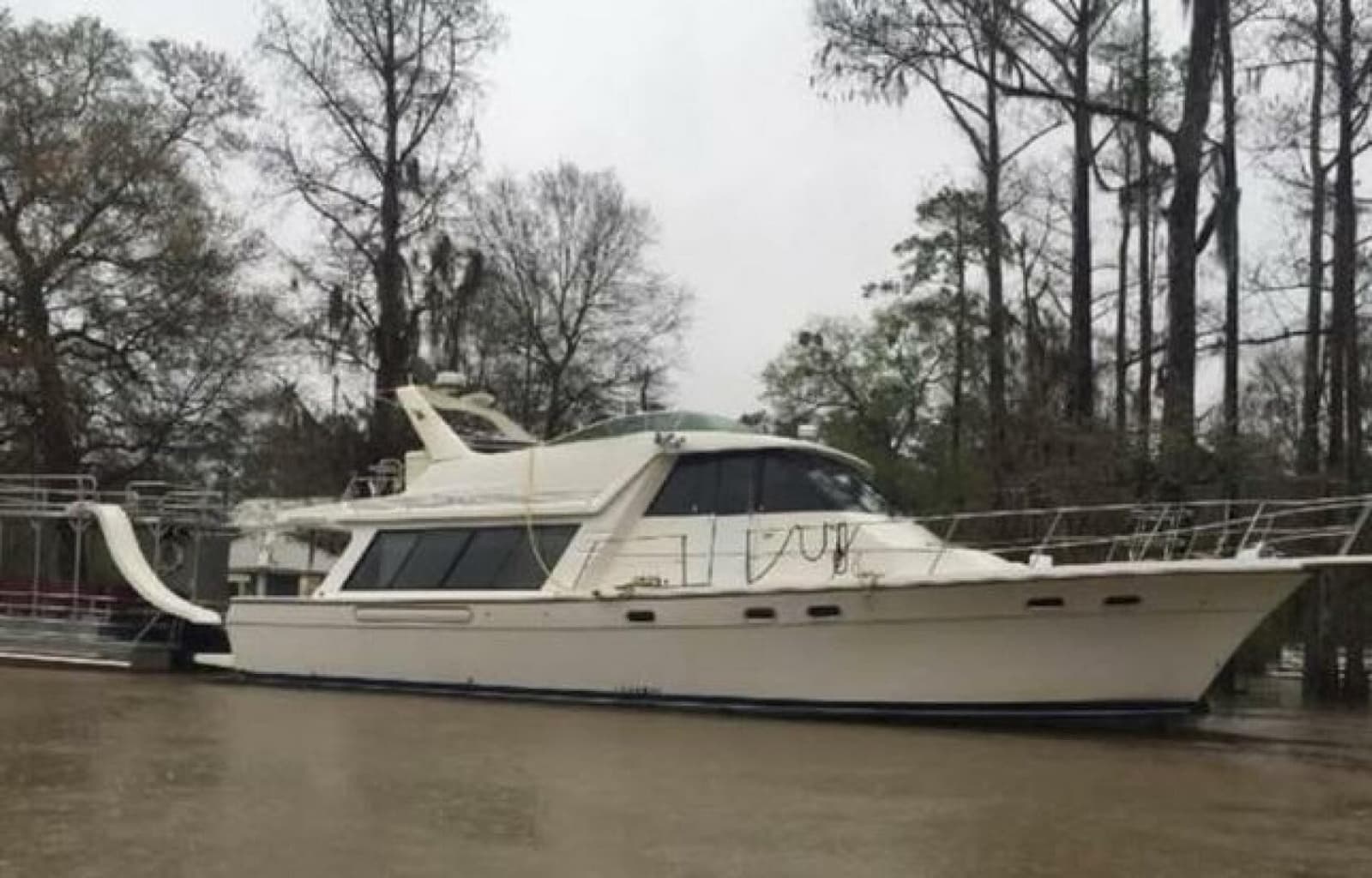 2000 Bayliner 4788 Pilot House Motoryacht - Photo 1