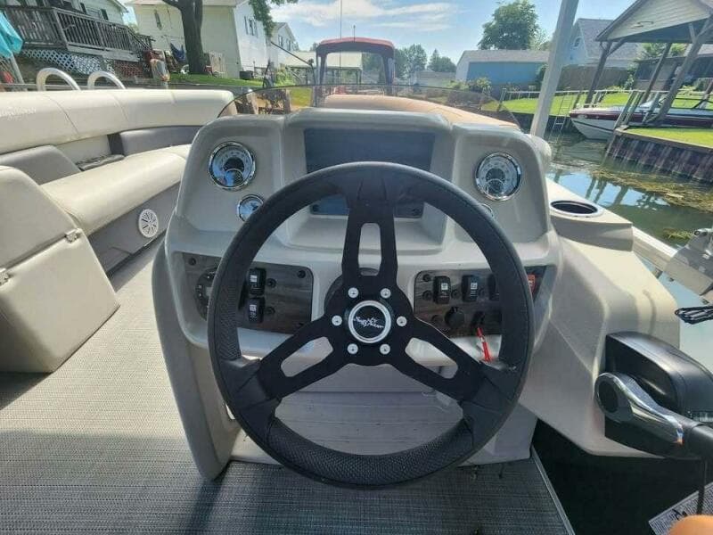 2023 SunChaser Vista 16