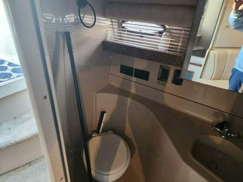 2001 Cruisers 3075 Express