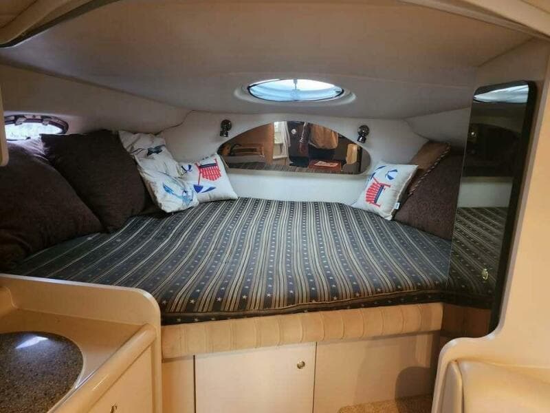 2001 Cruisers 3075 Express