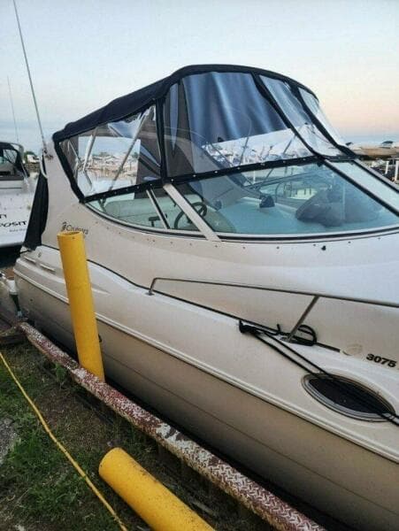 2001 Cruisers 3075 Express