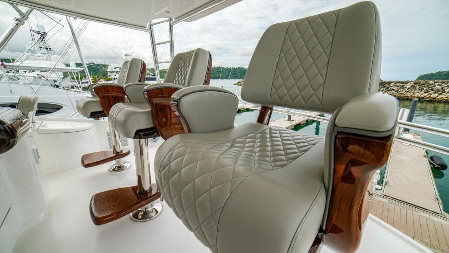 2023 Viking 73 Convertible "Free Spool" - Helm
