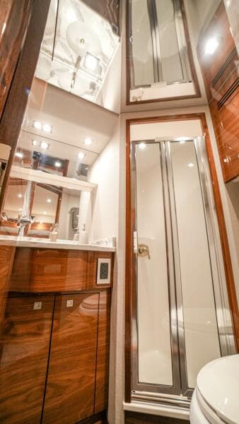 2023 Viking 73 Convertible "Free Spool" - Head