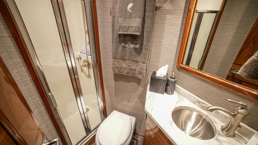 2023 Viking 73 Convertible "Free Spool"- Head