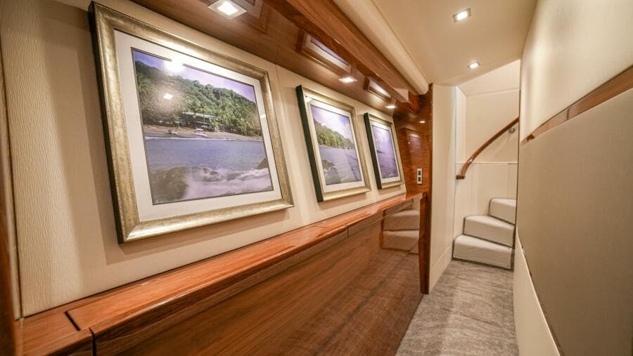 2023 Viking 73 Convertible "Free Spool" 