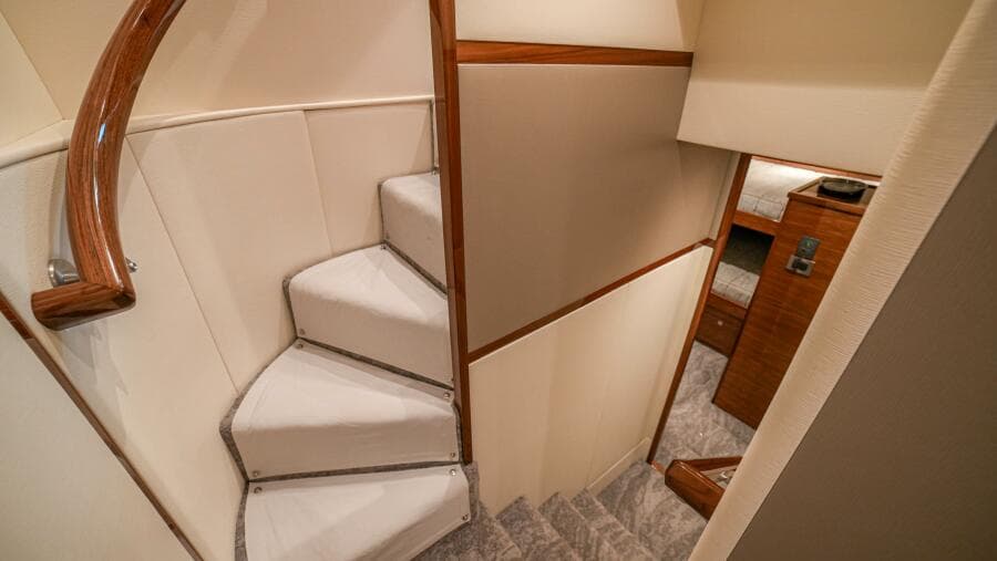 2023 Viking 73 Convertible "Free Spool"