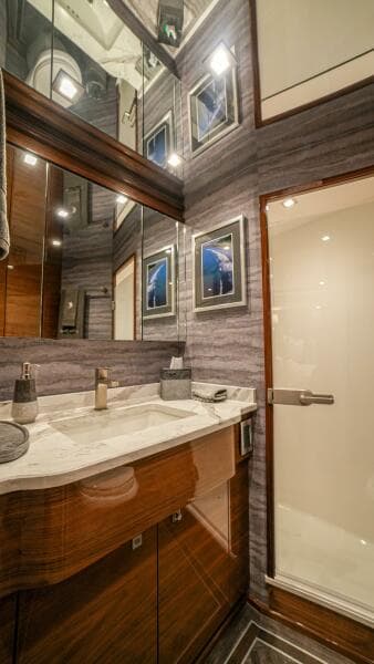 2023 Viking 73 Convertible "Free Spool" - Head