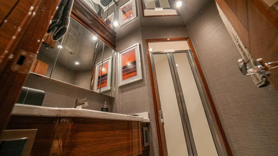 2023 Viking 73 Convertible "Free Spool" - Head