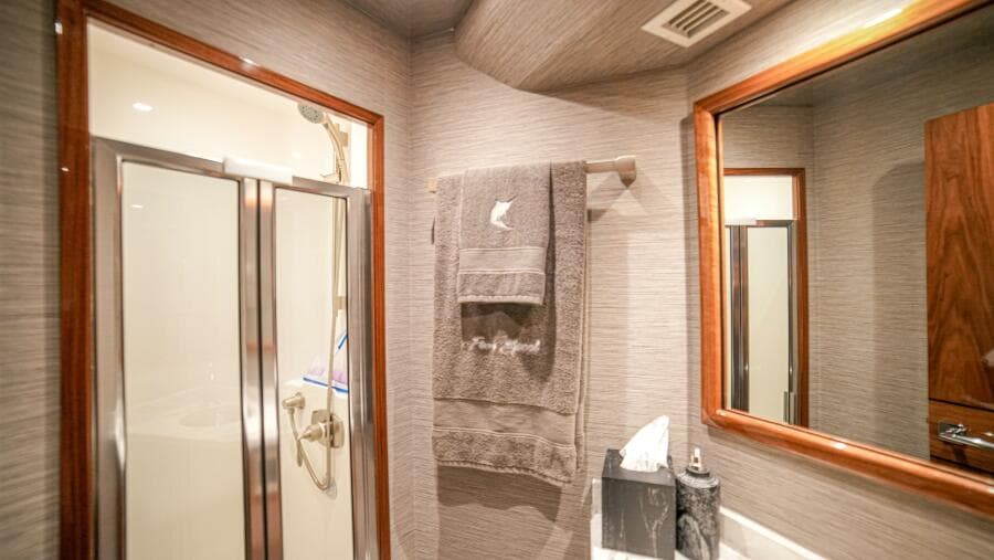 2023 Viking 73 Convertible "Free Spool"- Head