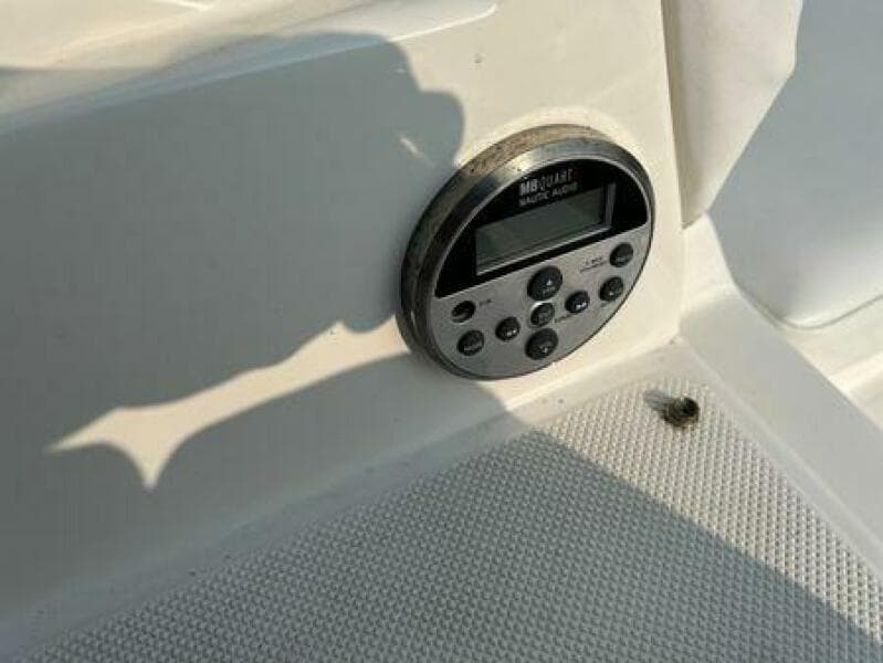 2012 Rinker 276 Captiva Cuddy