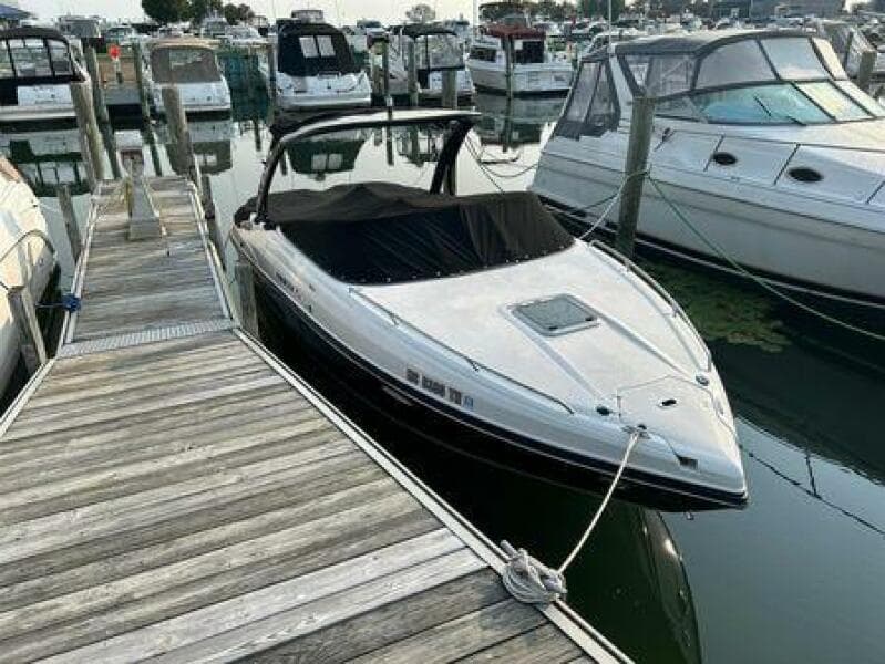 2012 Rinker 276 Captiva Cuddy