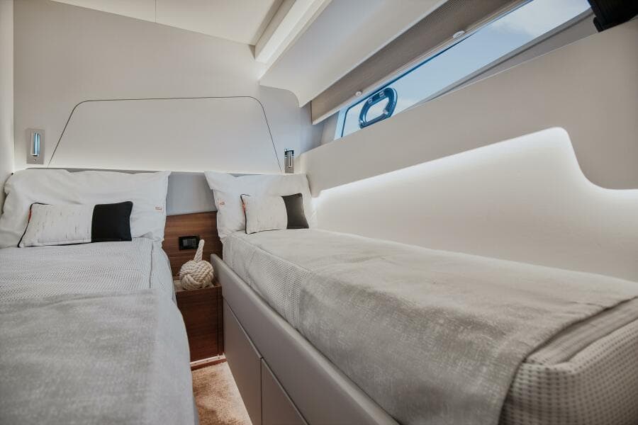 2023 CL Yachts CLB65