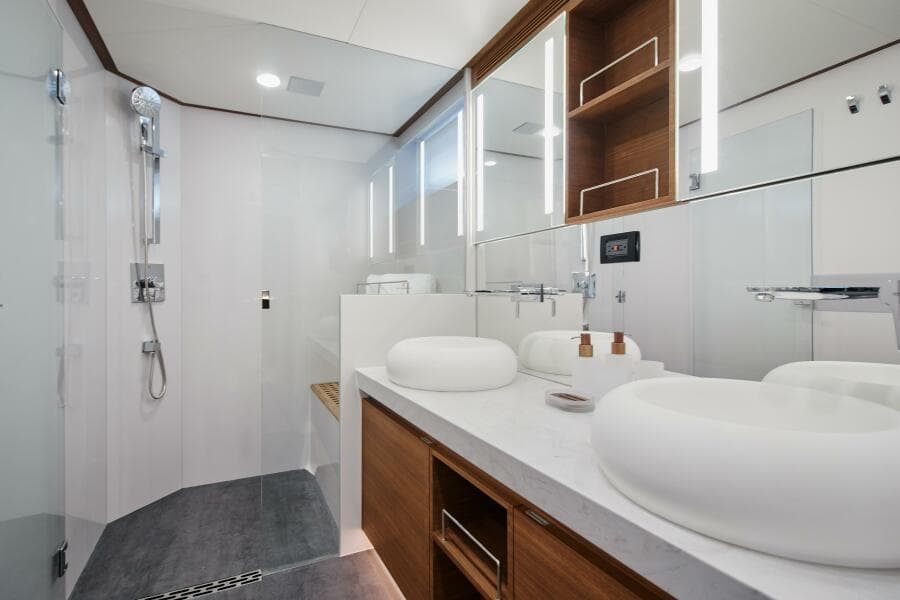 2023 CL Yachts CLB65