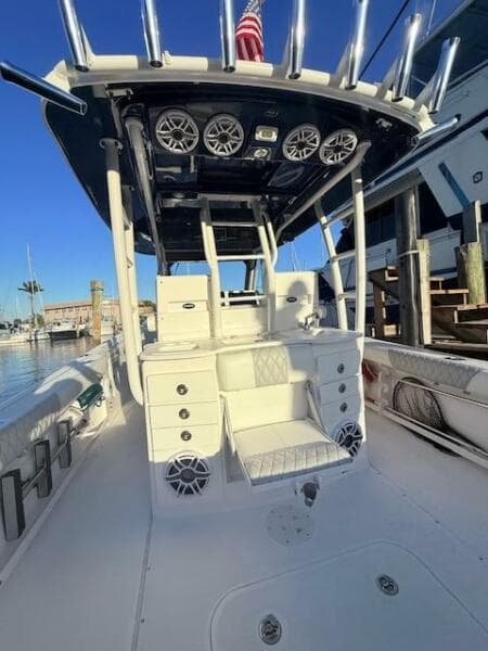 2014 Everglades 355 Center Console - Photo 27