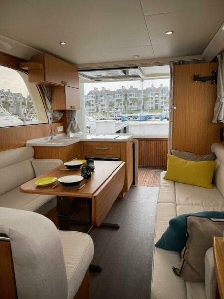 2019 Greenline 33 HYBRID