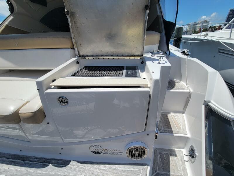 2012 Four Winns V435