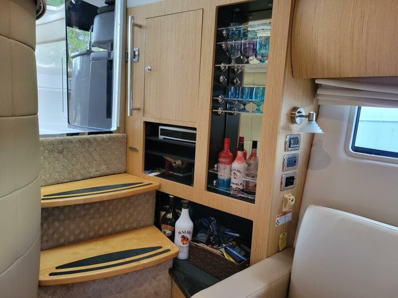 2012 Four Winns V435