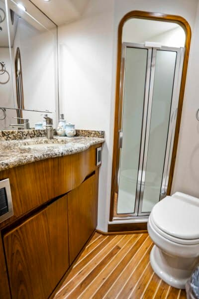 2011 Viking 70 Enclosed Bridge - Last Call - Guest Head