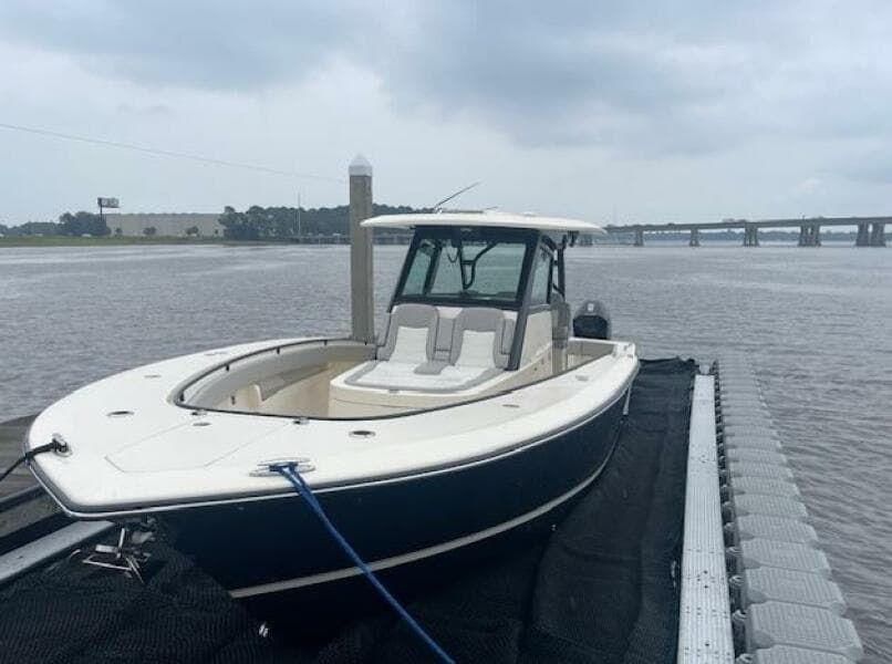 2022 Scout 355 LXF CC