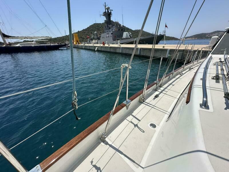 1990 Cheoy Lee Motorsailor