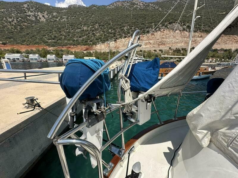 1990 Cheoy Lee Motorsailor