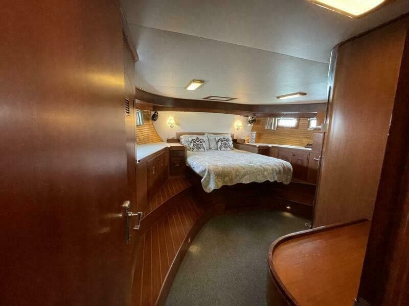 1990 Cheoy Lee Motorsailor