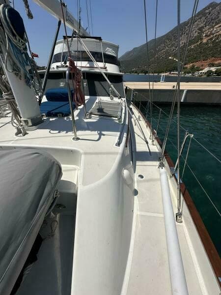 1990 Cheoy Lee Motorsailor