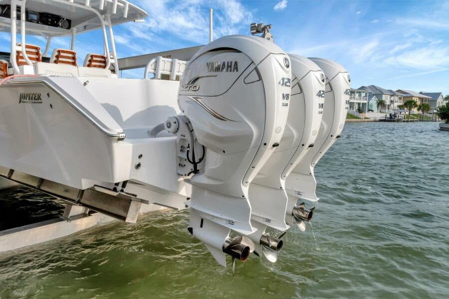 2023 Jupiter 43 Center Console "Aqua Toy"