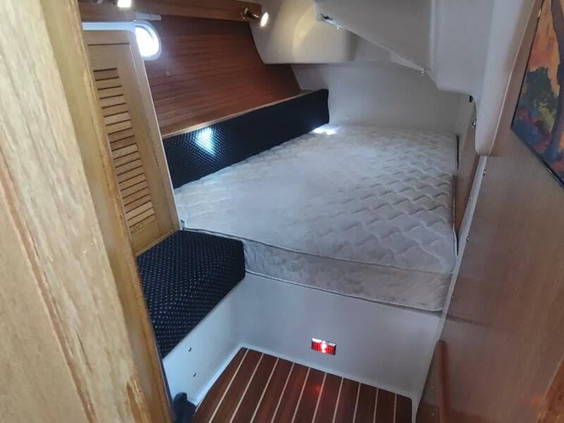 2005 Catalina 42 MKII