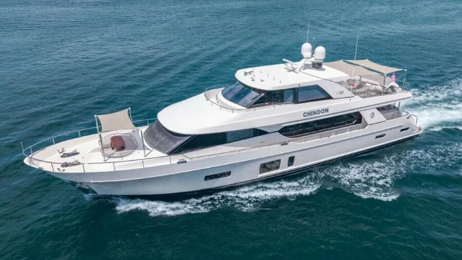 2017 Ocean Alexander 