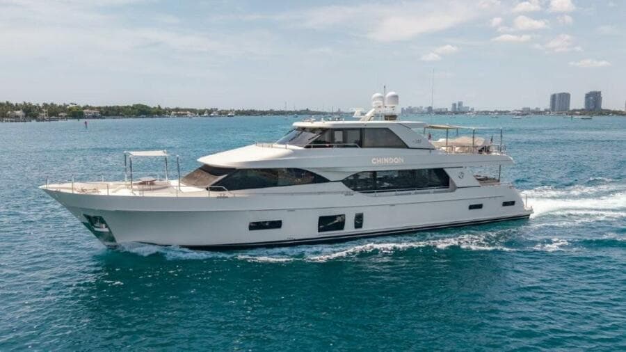 2017 Ocean Alexander 