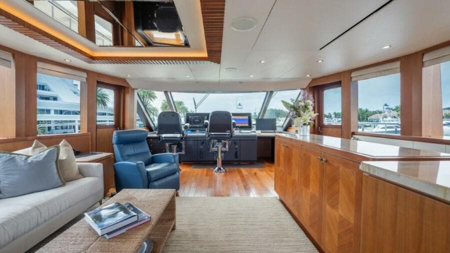 2017 Ocean Alexander 