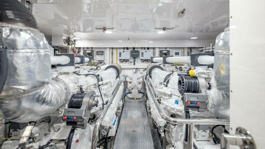 2017 Ocean Alexander 