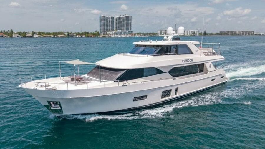 2017 Ocean Alexander 