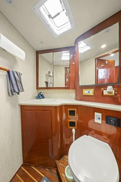 2006 Buddy Davis 48 Express PALE HORSE