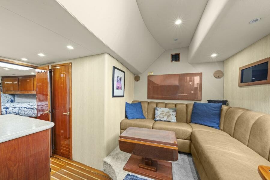 2006 Buddy Davis 48 Express PALE HORSE