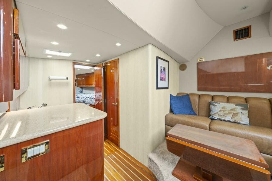 2006 Buddy Davis 48 Express PALE HORSE