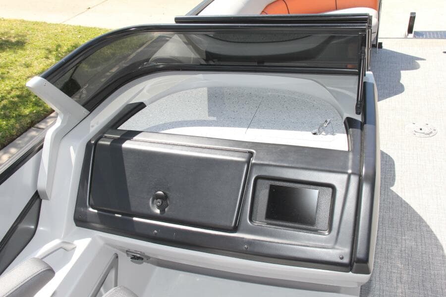 2021 Berkshire 25 Sport CL