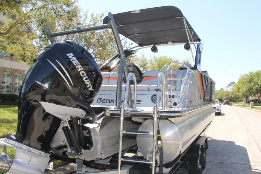 2021 Berkshire 25 Sport CL