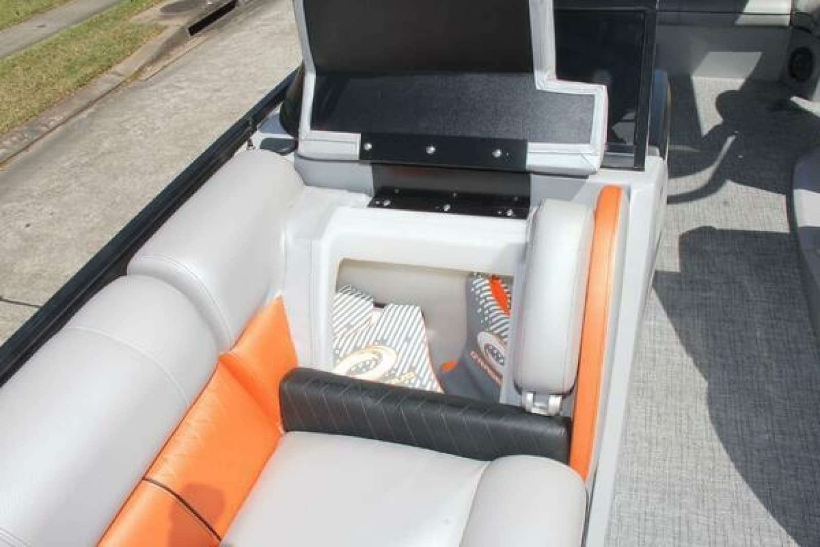 2021 Berkshire 25 Sport CL - Photo 48
