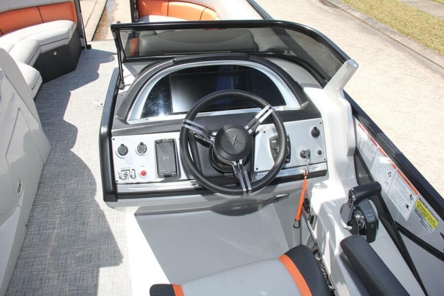 2021 Berkshire 25 Sport CL