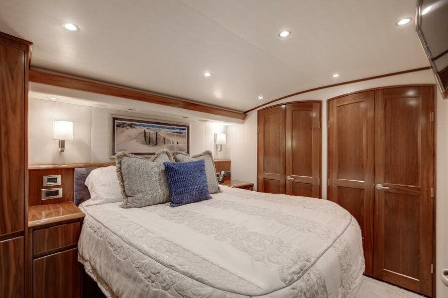 Viking 62 On the Edge III VIP